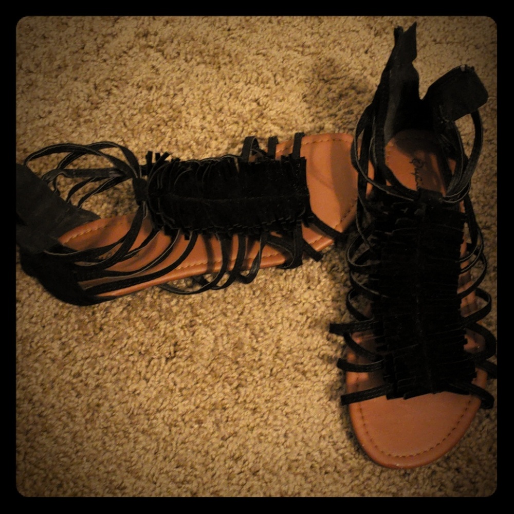 Qupid Sandals